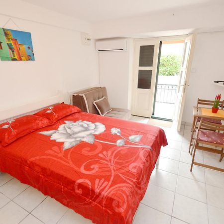Leut Stone Residence Tivat Pokój zdjęcie