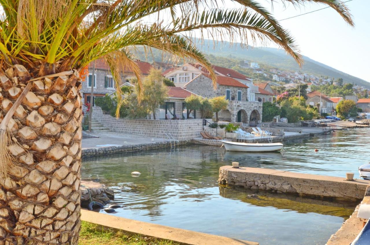 Leut Stone Residence Tivat Zewnętrze zdjęcie