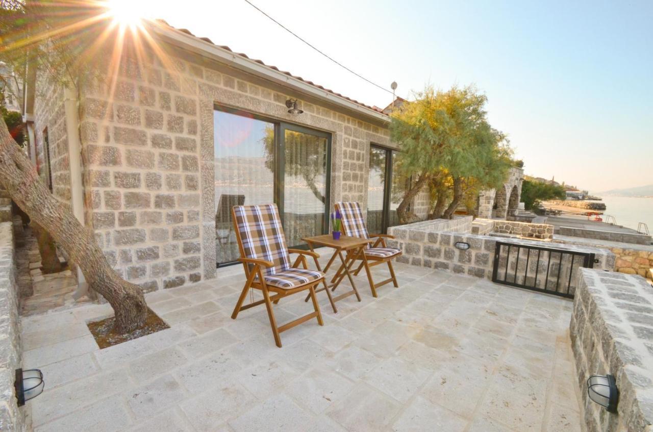 Leut Stone Residence Tivat Zewnętrze zdjęcie