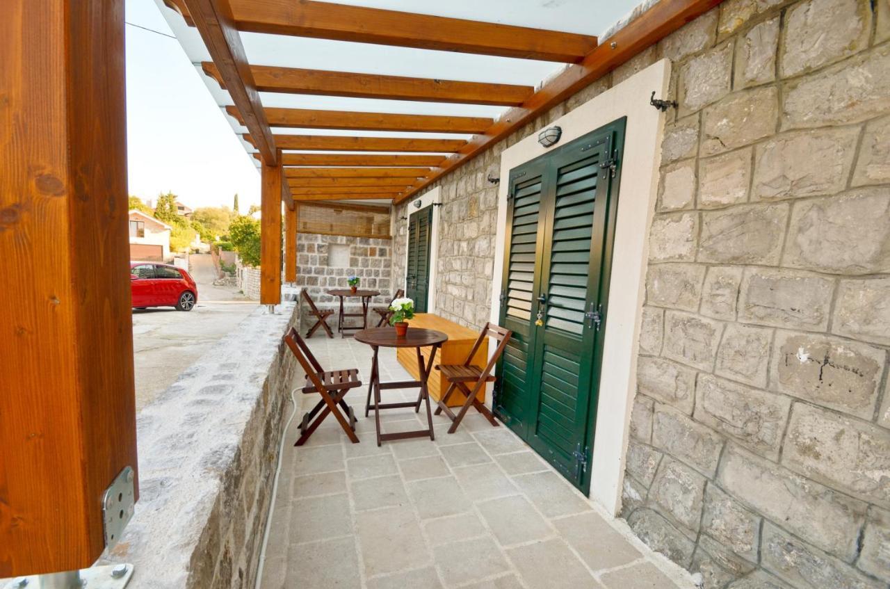 Leut Stone Residence Tivat Zewnętrze zdjęcie