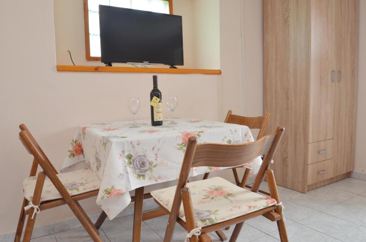 Leut Stone Residence Tivat Zewnętrze zdjęcie