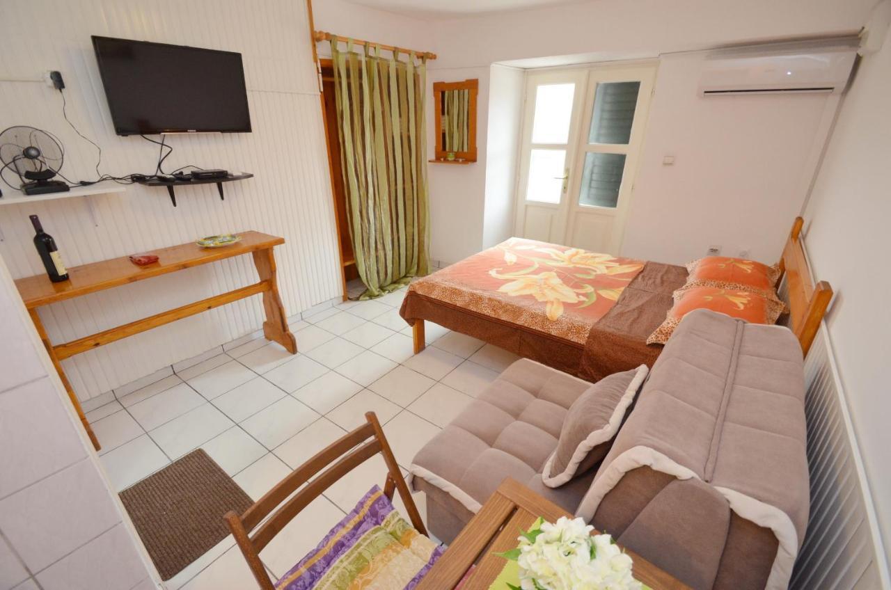 Leut Stone Residence Tivat Zewnętrze zdjęcie
