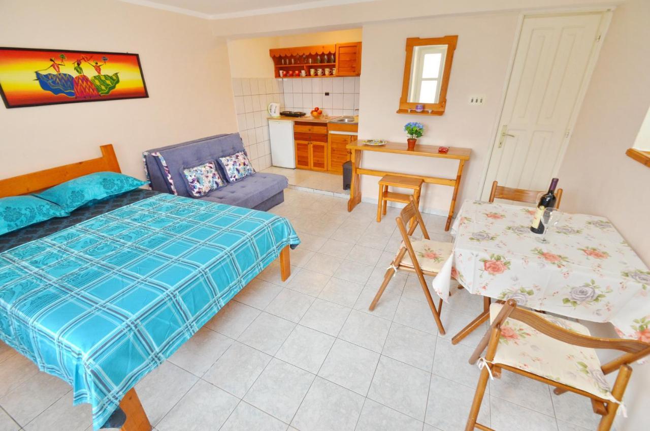 Leut Stone Residence Tivat Zewnętrze zdjęcie