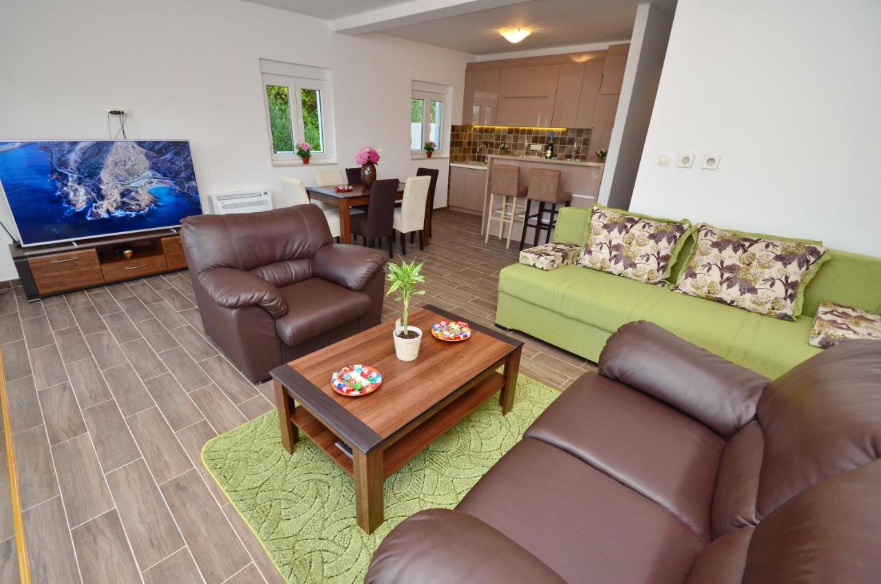 Leut Stone Residence Tivat Zewnętrze zdjęcie